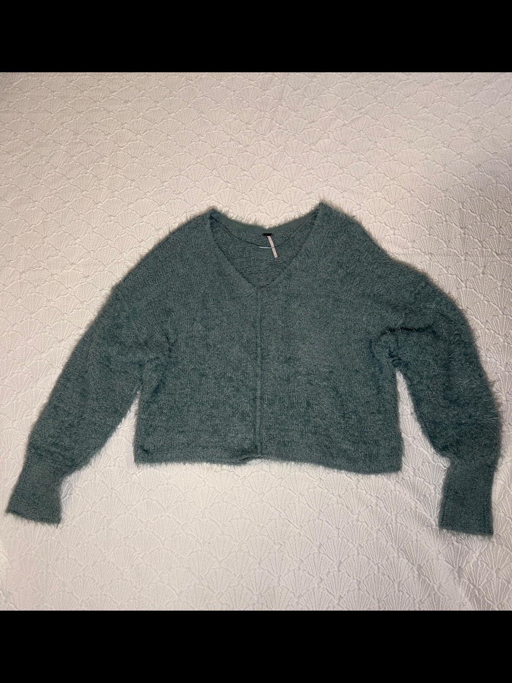 Free People Cropped V-Neck Fuzzy Sweater in Teal Green